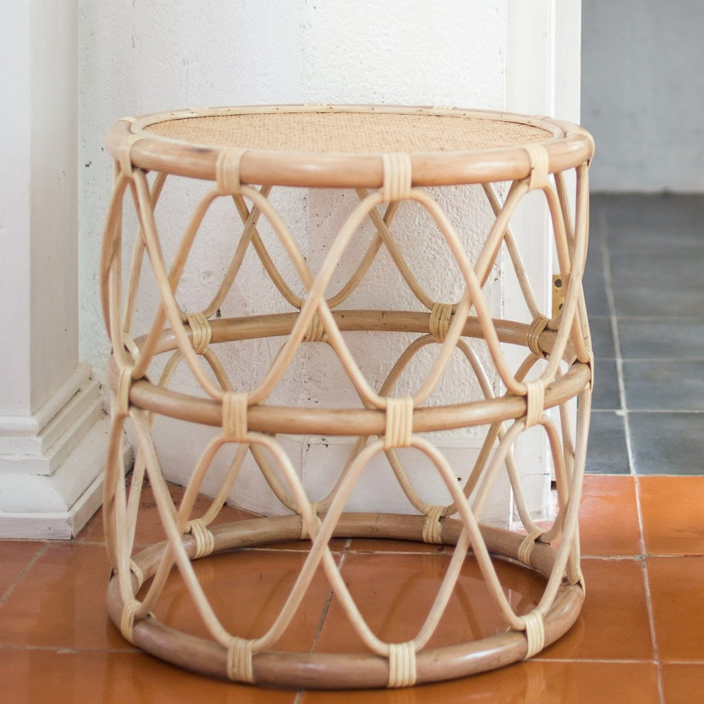 Round Rattan Side Table – Small Boho Coffee Table – Bedside Table Rattan Beige – Handmade Table Made of Natural Rattan (Ø 45 cm) MUARA - LUXONAS HOME