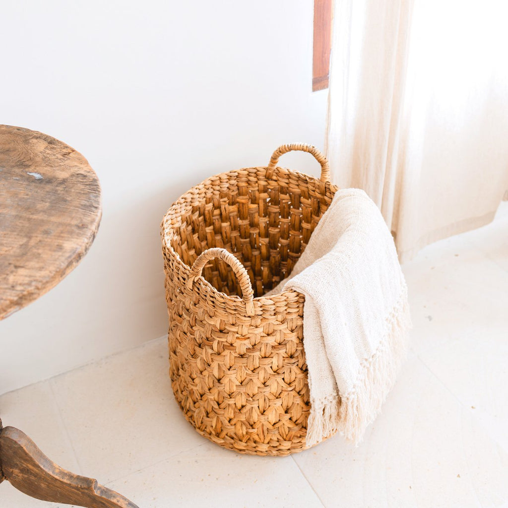 Round Woven Laundry Basket – Boho Plant Basket – Laundry Hamper Brown – Large Basket Made of Water Hyacinth RAJA (3 sizes Ø 35/40/50 cm) - LUXONAS HOME