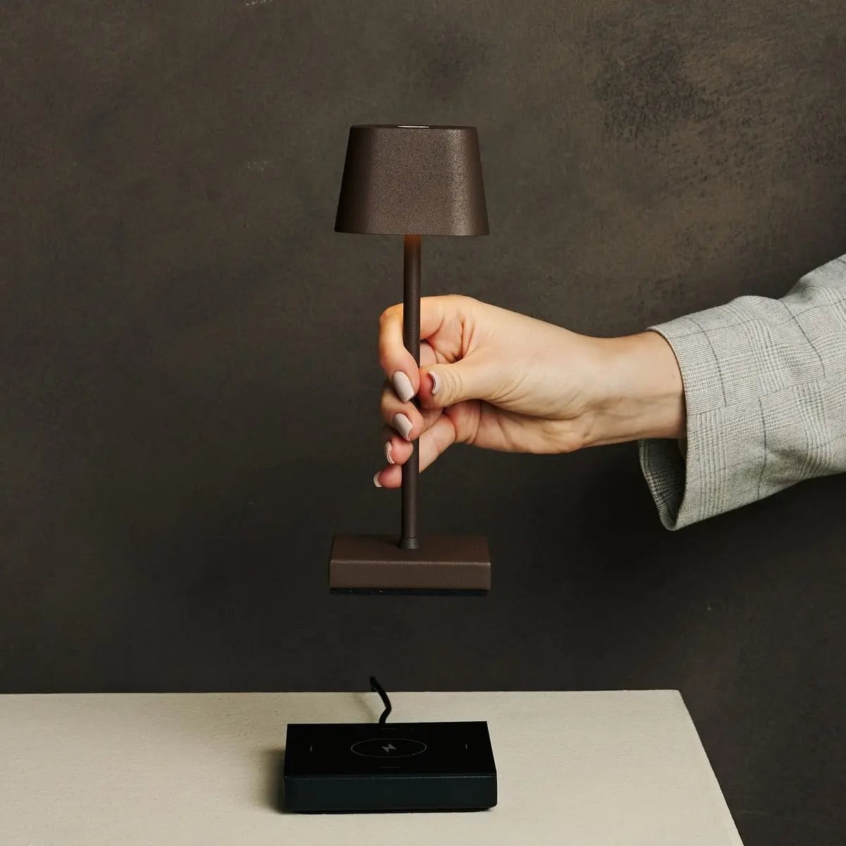 Sarphati Mini Mocha Brown Cordless Table Lamp | Rechargeable via Charging Station & 3 Light Modes - LUXONAS HOME