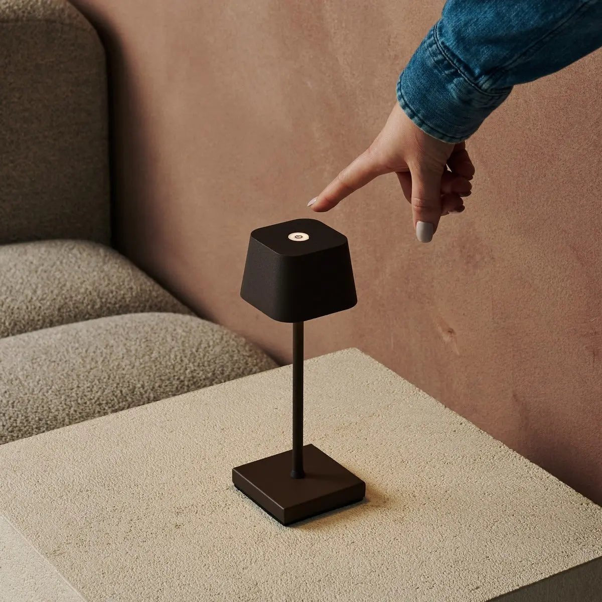 Sarphati Mini Mocha Brown Cordless Table Lamp | Rechargeable via Charging Station & 3 Light Modes - LUXONAS HOME