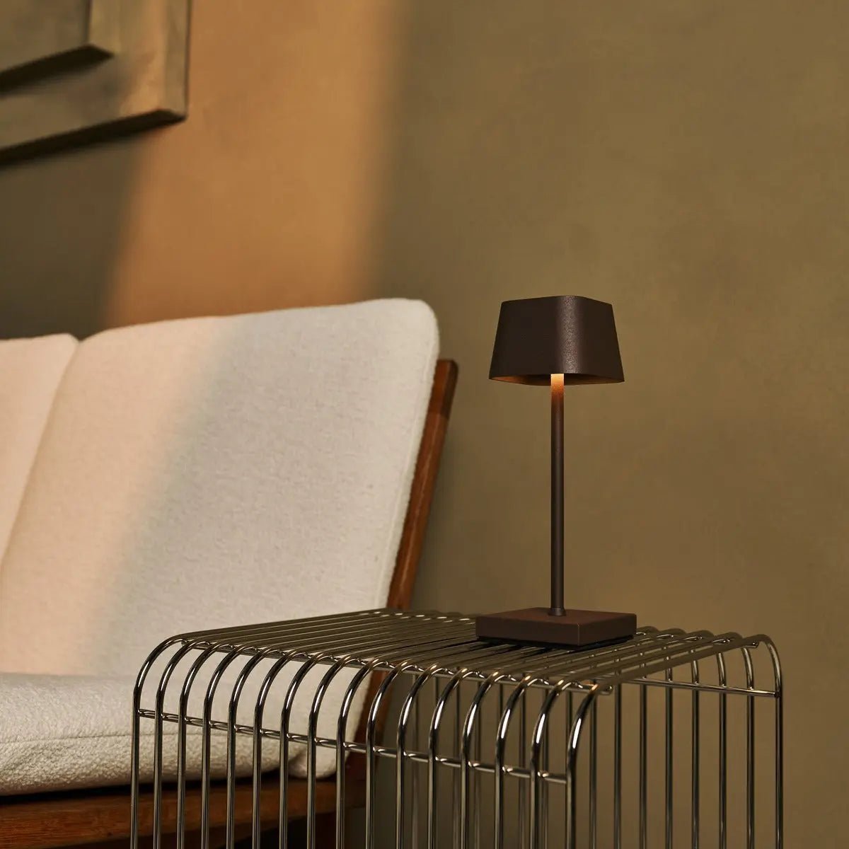 Sarphati Mini Mocha Brown Cordless Table Lamp | Rechargeable via Charging Station & 3 Light Modes - LUXONAS HOME