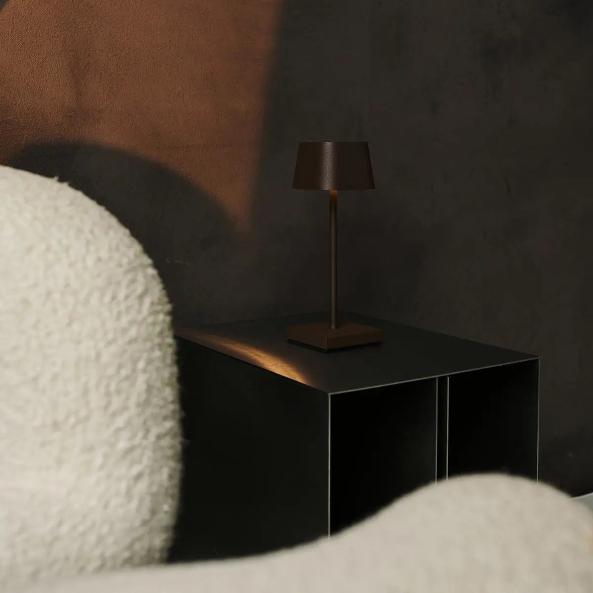 Sarphati Mini Mocha Brown Cordless Table Lamp | Rechargeable via Charging Station & 3 Light Modes - LUXONAS HOME