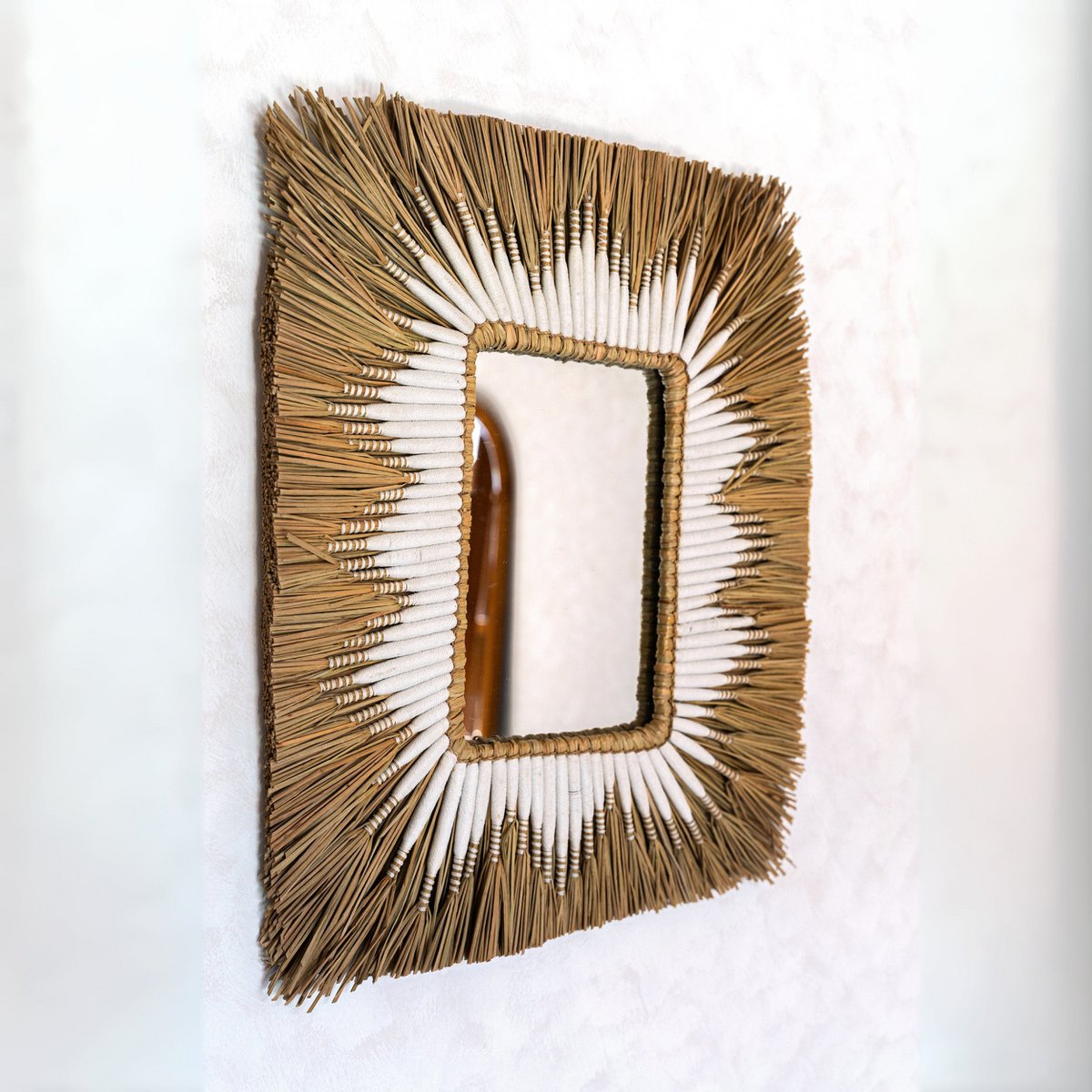 Seagrass Wall Mirror – Rectangular Boho Hanging Mirror – Fringe Wall Mirror with White Cotton Pattern 60x50 cm KIRANA - LUXONAS HOME