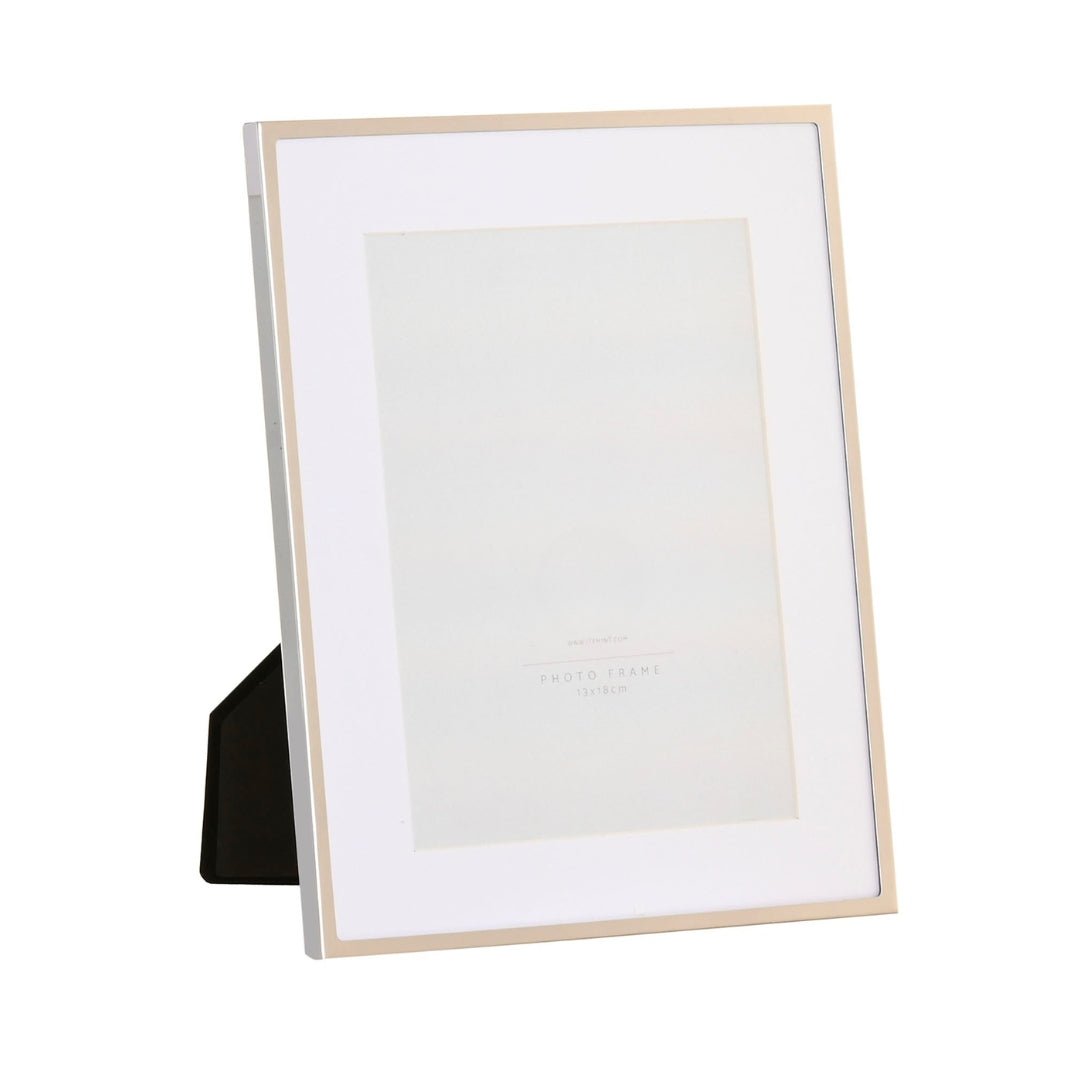 Elegant Silver Photo Frame for 13x18 cm Pictures
