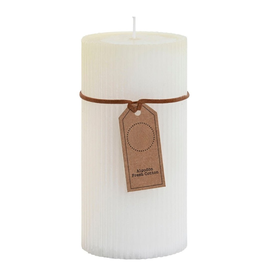 Small Grated White Candle - LUXONAS