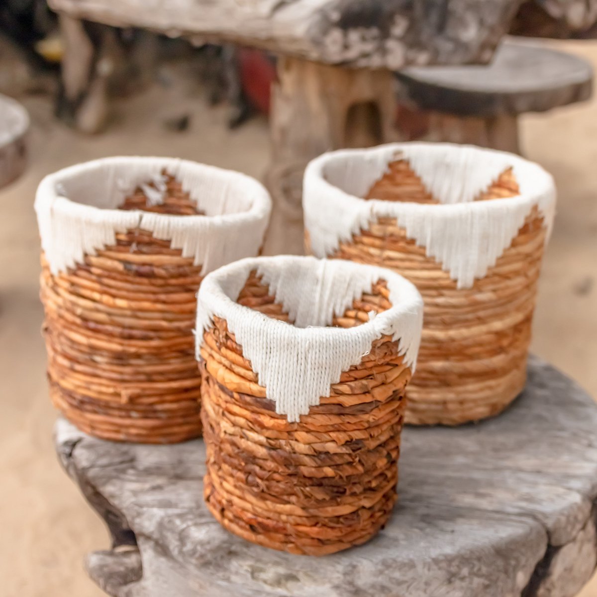 Small Seagrass Basket MENIK | Plant Basket | Woven Boho Basket | Planter | Round Flower Basket | Macrame Basket - LUXONAS HOME