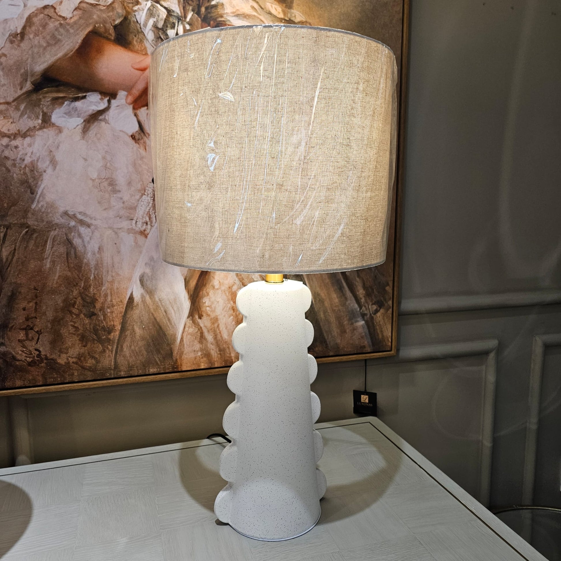 Stone Base Rim Table Lamp - LUXONAS