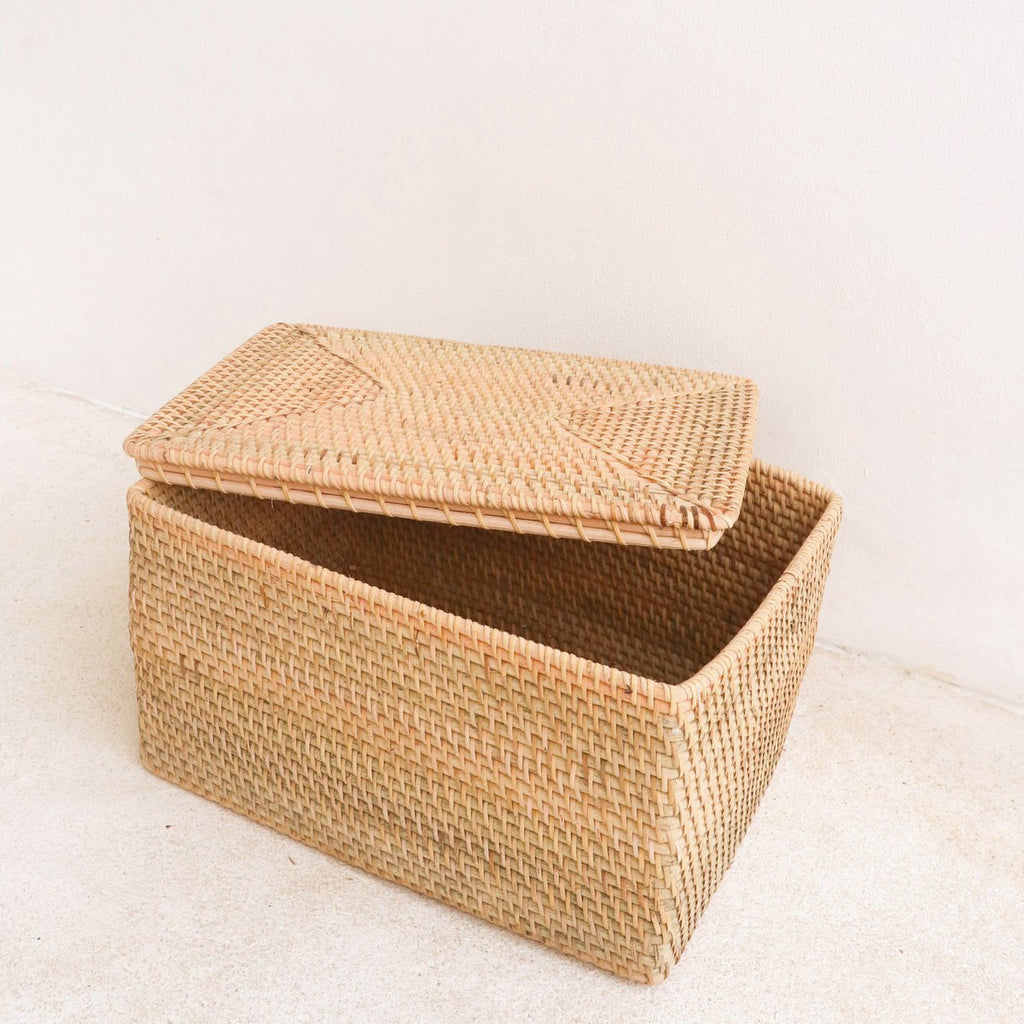 Storage Basket with Lid – Shelf Basket made from Beige Rattan – Handwoven Decorative Basket GRAHA (2 sizes) - LUXONAS HOME