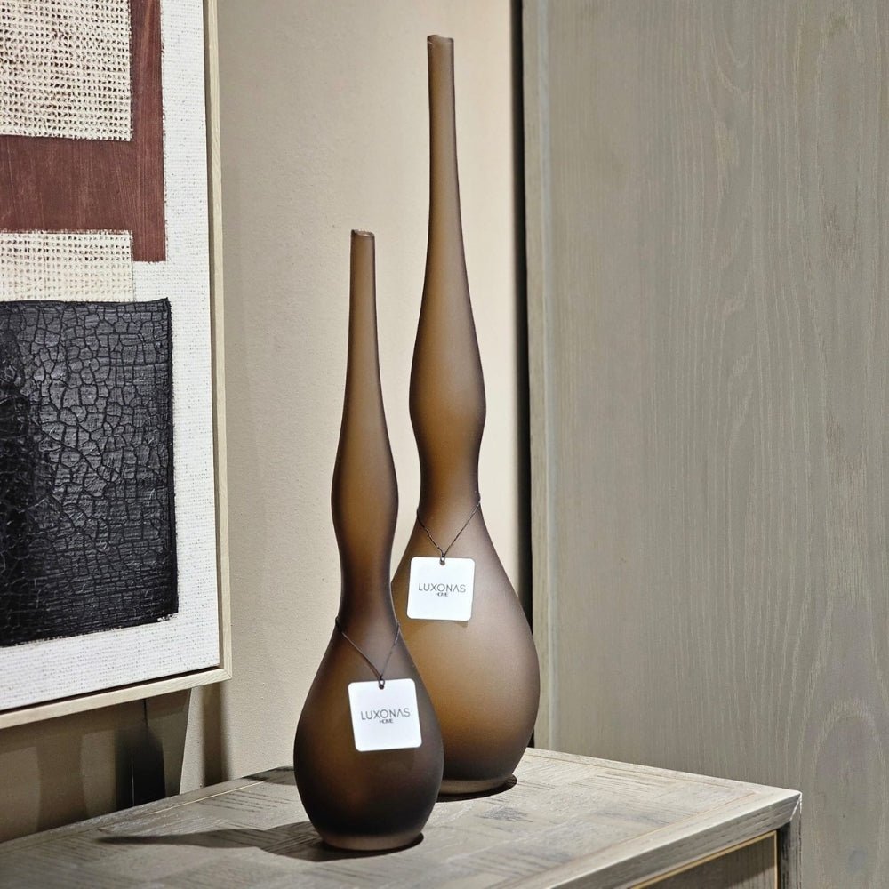 Tall Sandblasted Curvy Vase - LUXONAS HOME