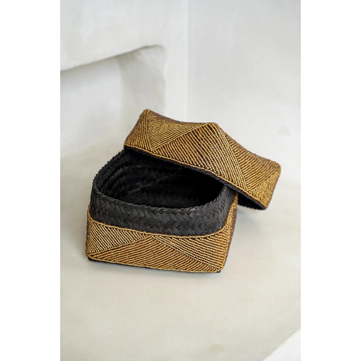 The Beaded Basket - Gold - S - LUXONAS HOME