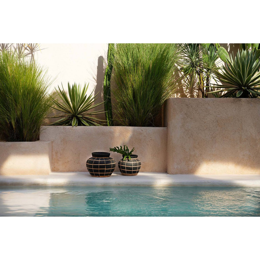 The Belly Vase - Black Natural - M - LUXONAS HOME