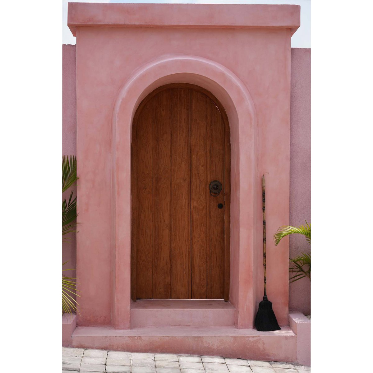 The Big Broom - Black - LUXONAS HOME