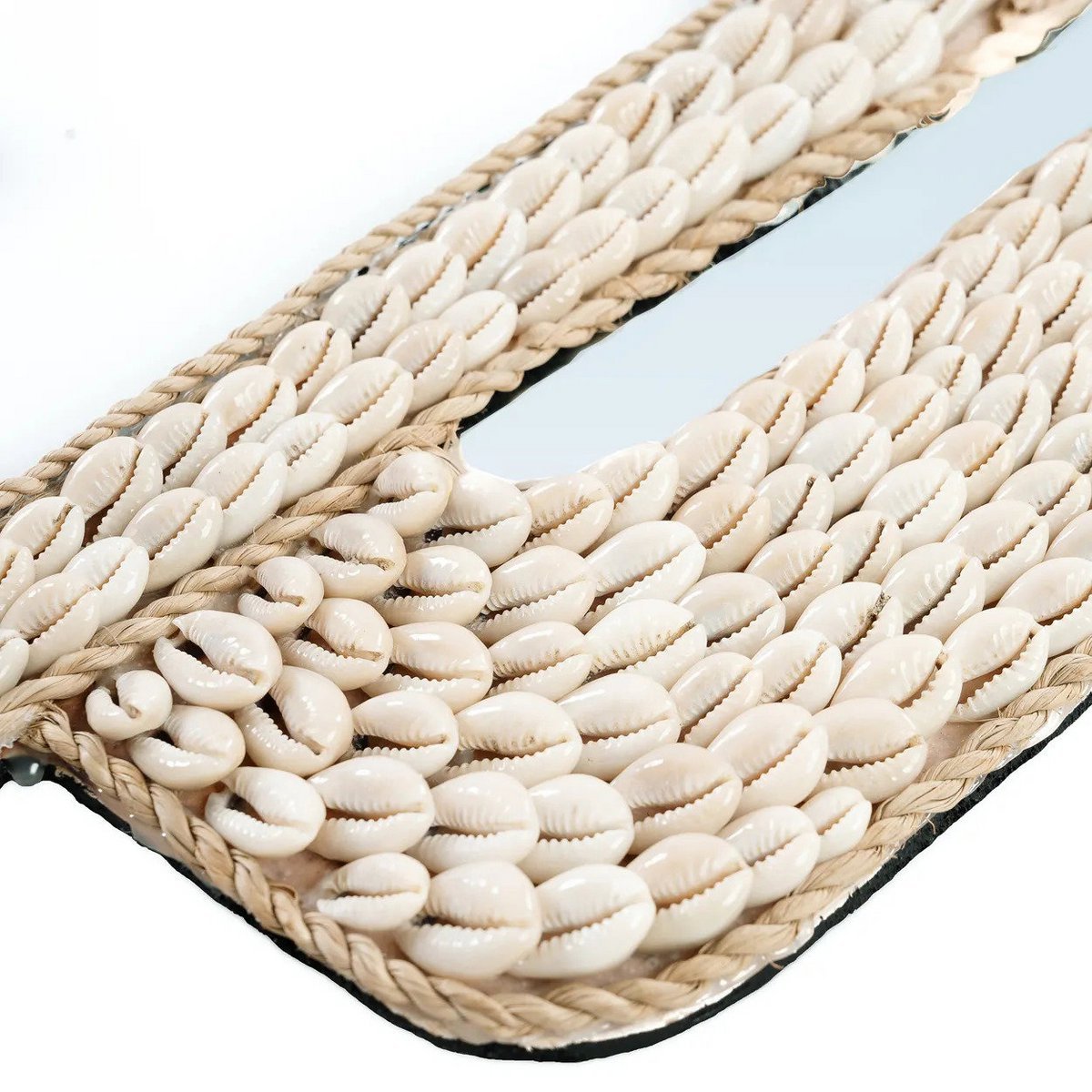 The Cactus Shell Mirror - White - LUXONAS HOME