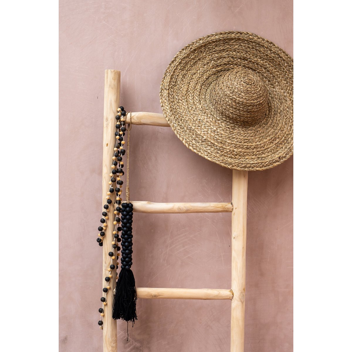 The Canggu Necklace - Natural Black - LUXONAS HOME