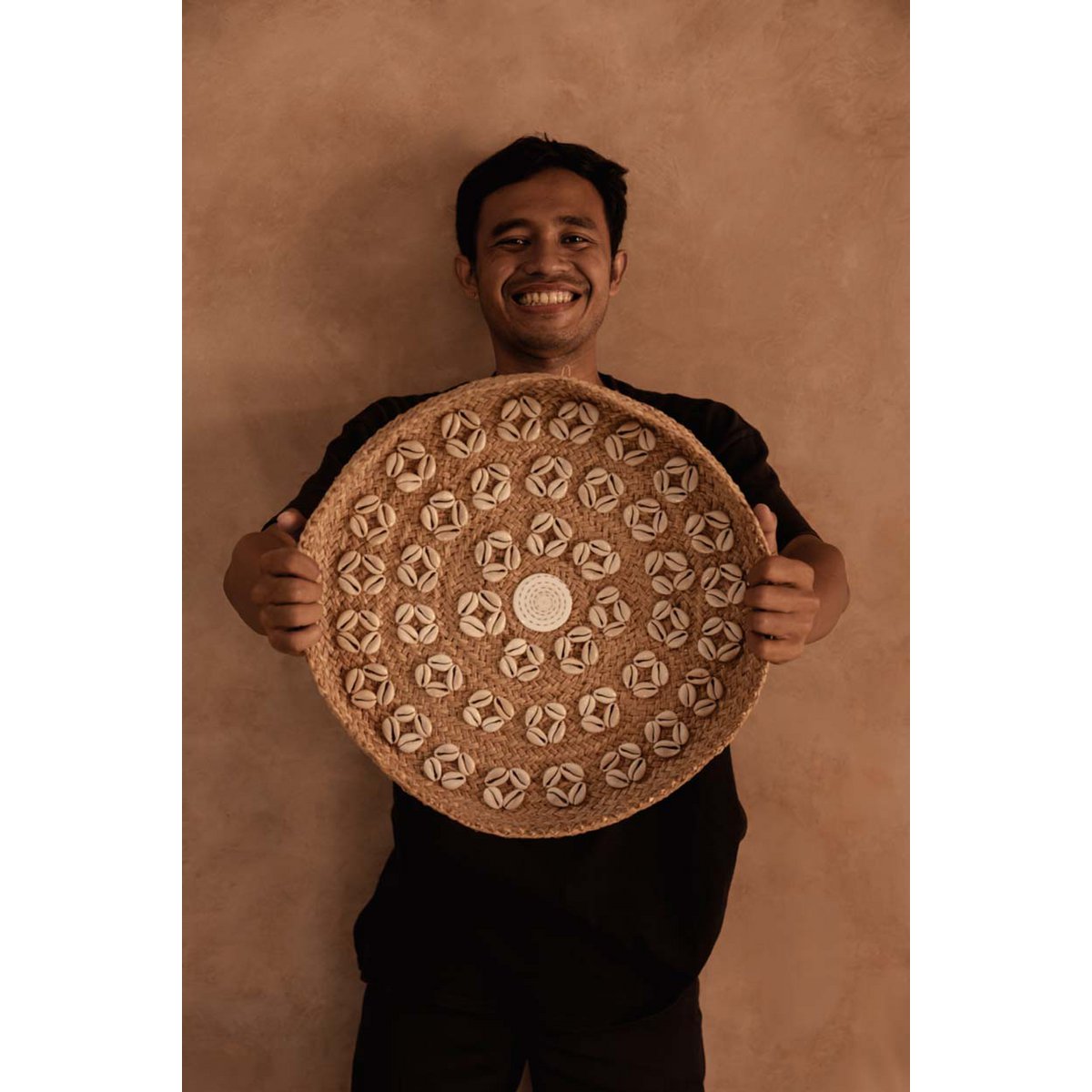 The Caribe Shell Plate - Natural White - M - LUXONAS HOME