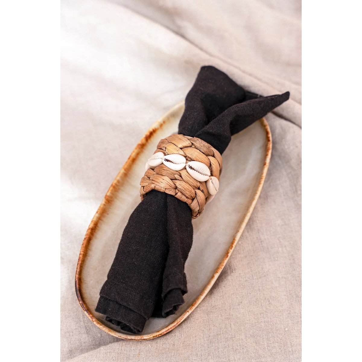 The Cascais Oval Plate - M - LUXONAS HOME