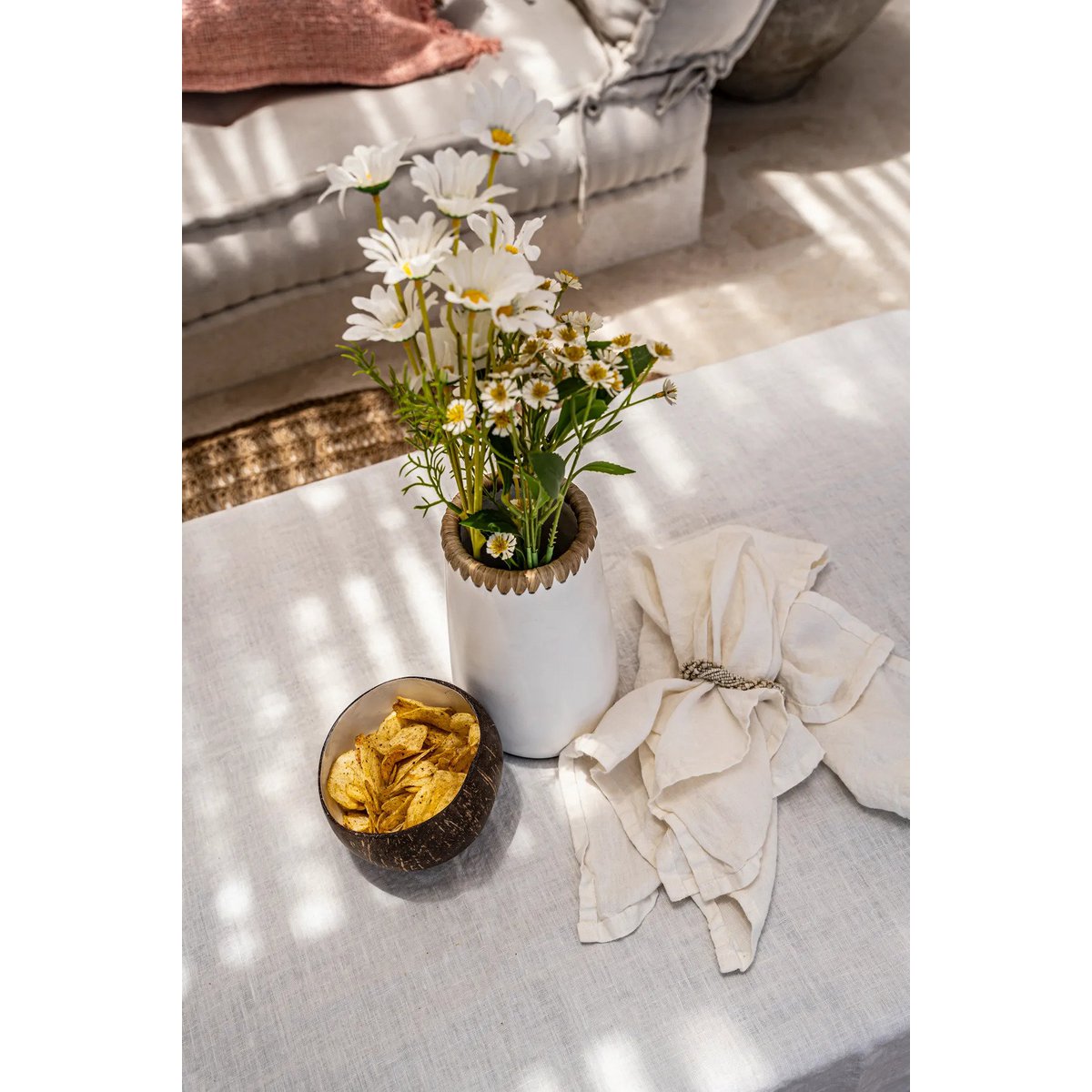 The Coco Food Bowl - Natural White - LUXONAS HOME