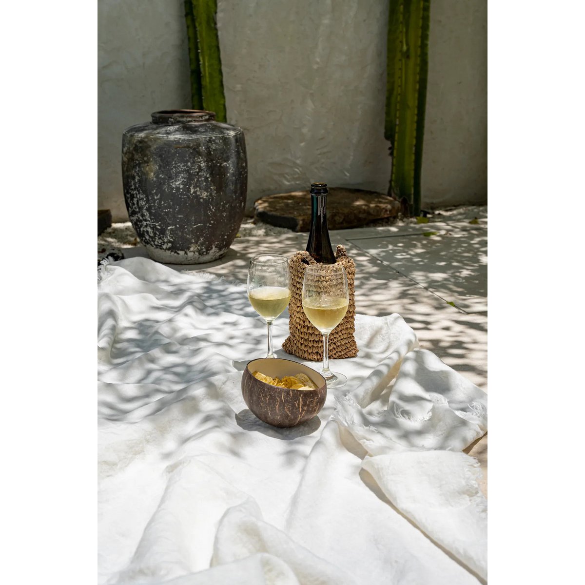 The Coco Food Bowl - Natural White - LUXONAS HOME