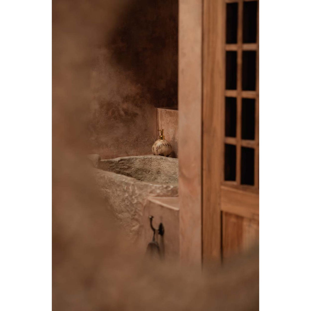 The Coconut Soap Dispenser - LUXONAS HOME