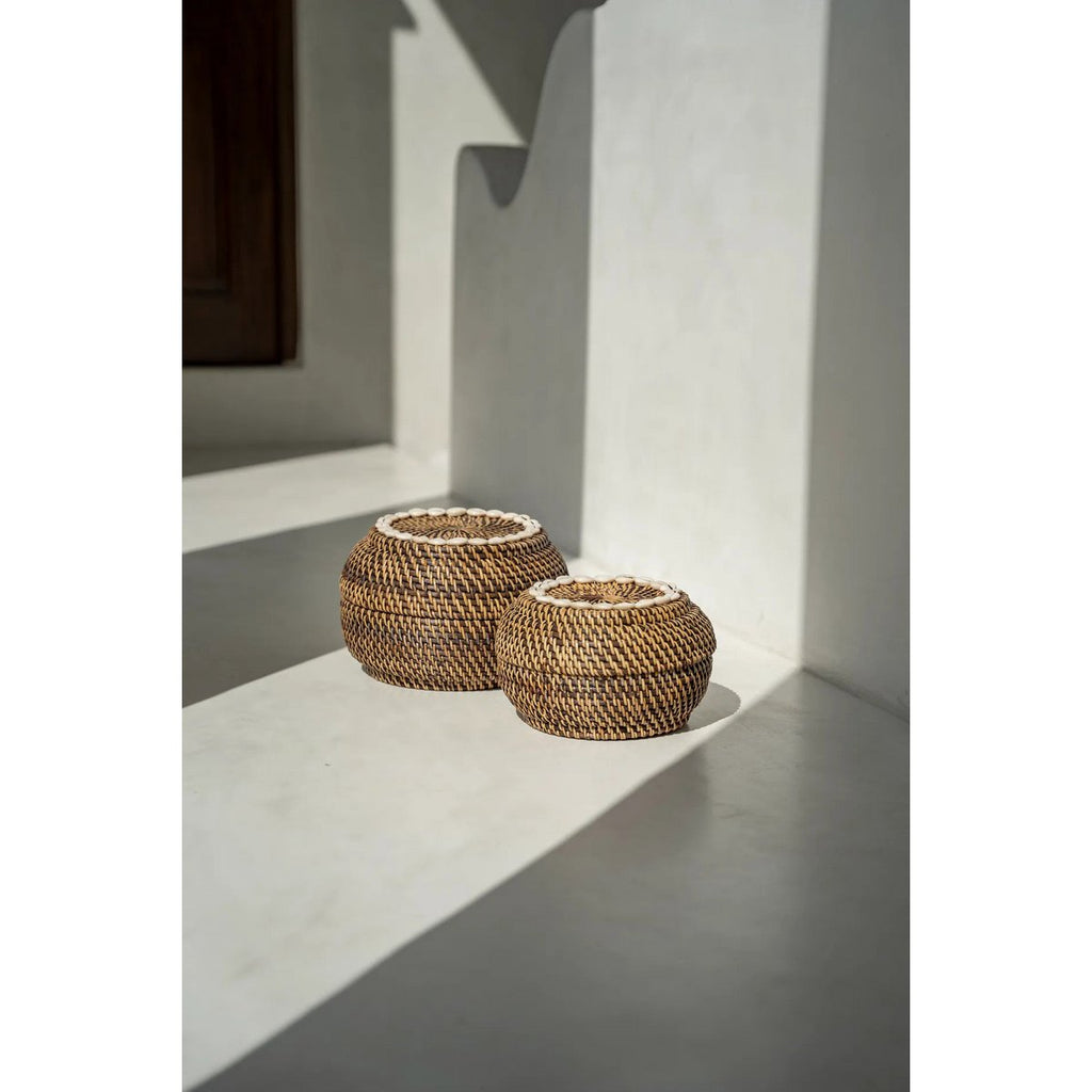 The Colonial Peek - a - Boo Basket - Natural Brown - M - LUXONAS HOME