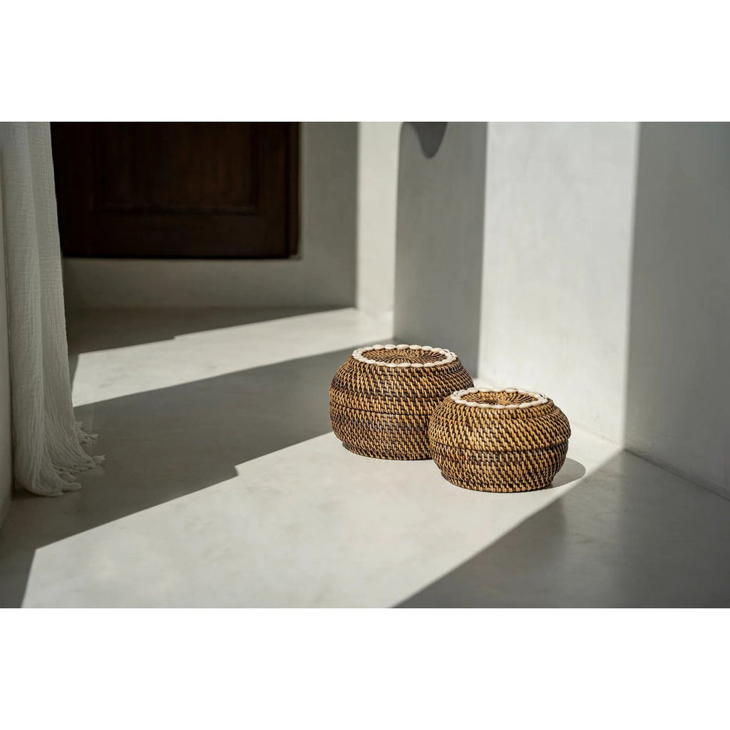 The Colonial Peek - a - Boo Basket - Natural Brown - M - LUXONAS HOME
