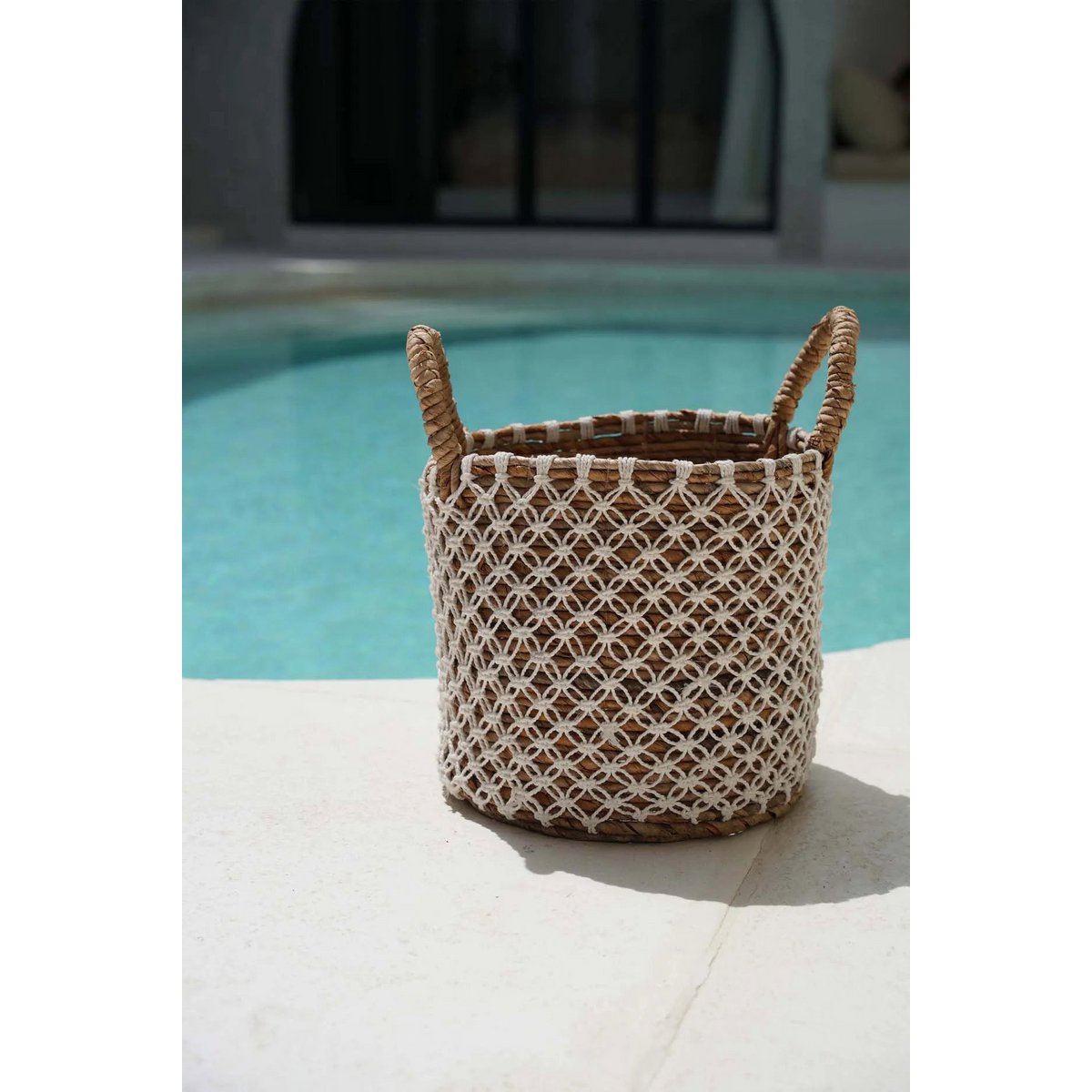The Crossed Stitched Macrame Basket - L - LUXONAS HOME