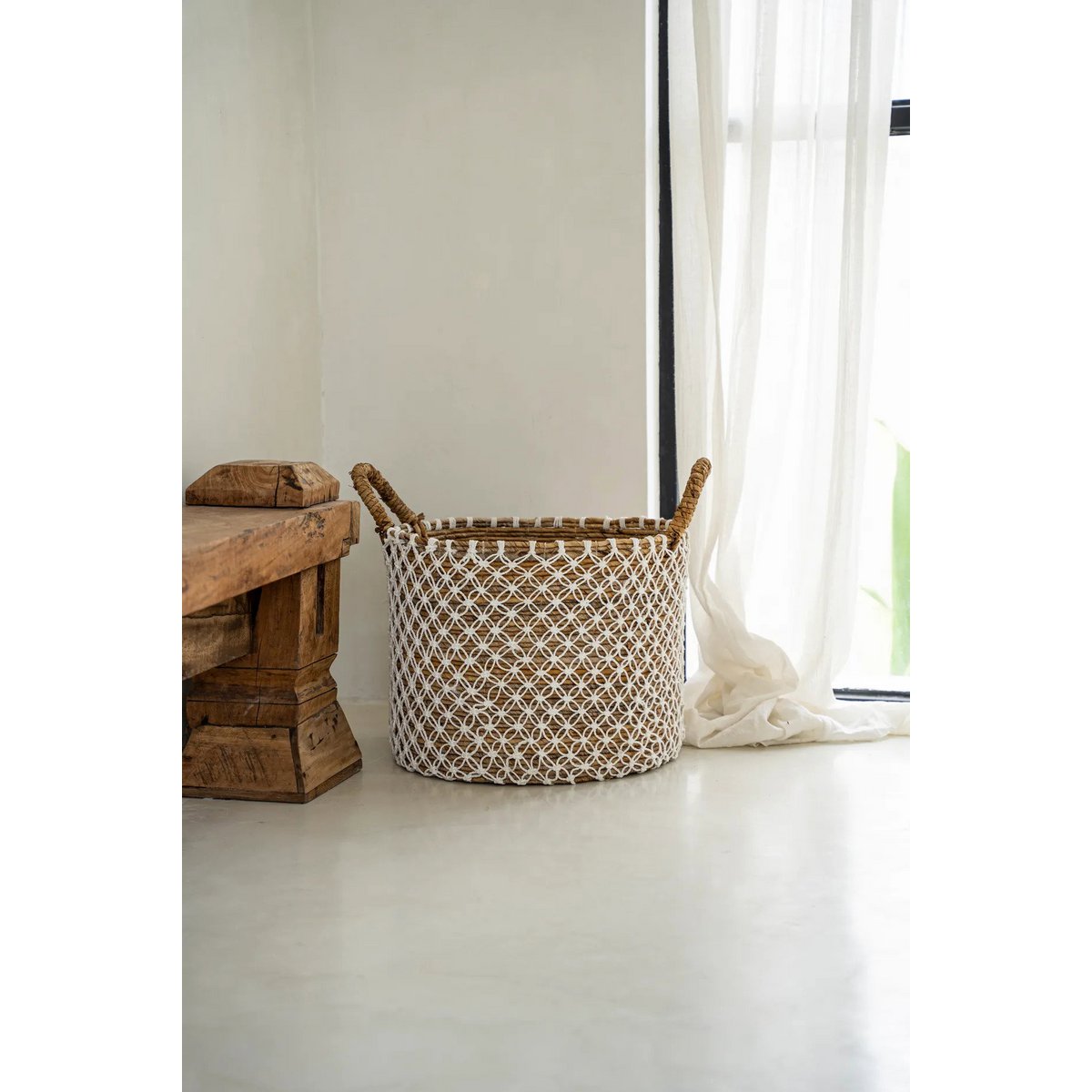 The Crossed Stitched Macrame Basket - M - LUXONAS HOME