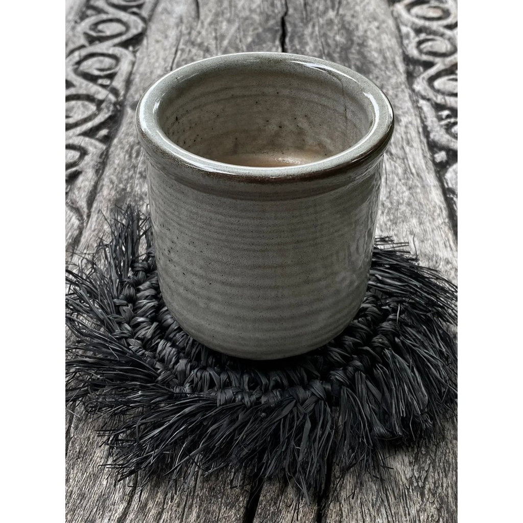 The Fringe Raffia Coaster - Black - LUXONAS HOME