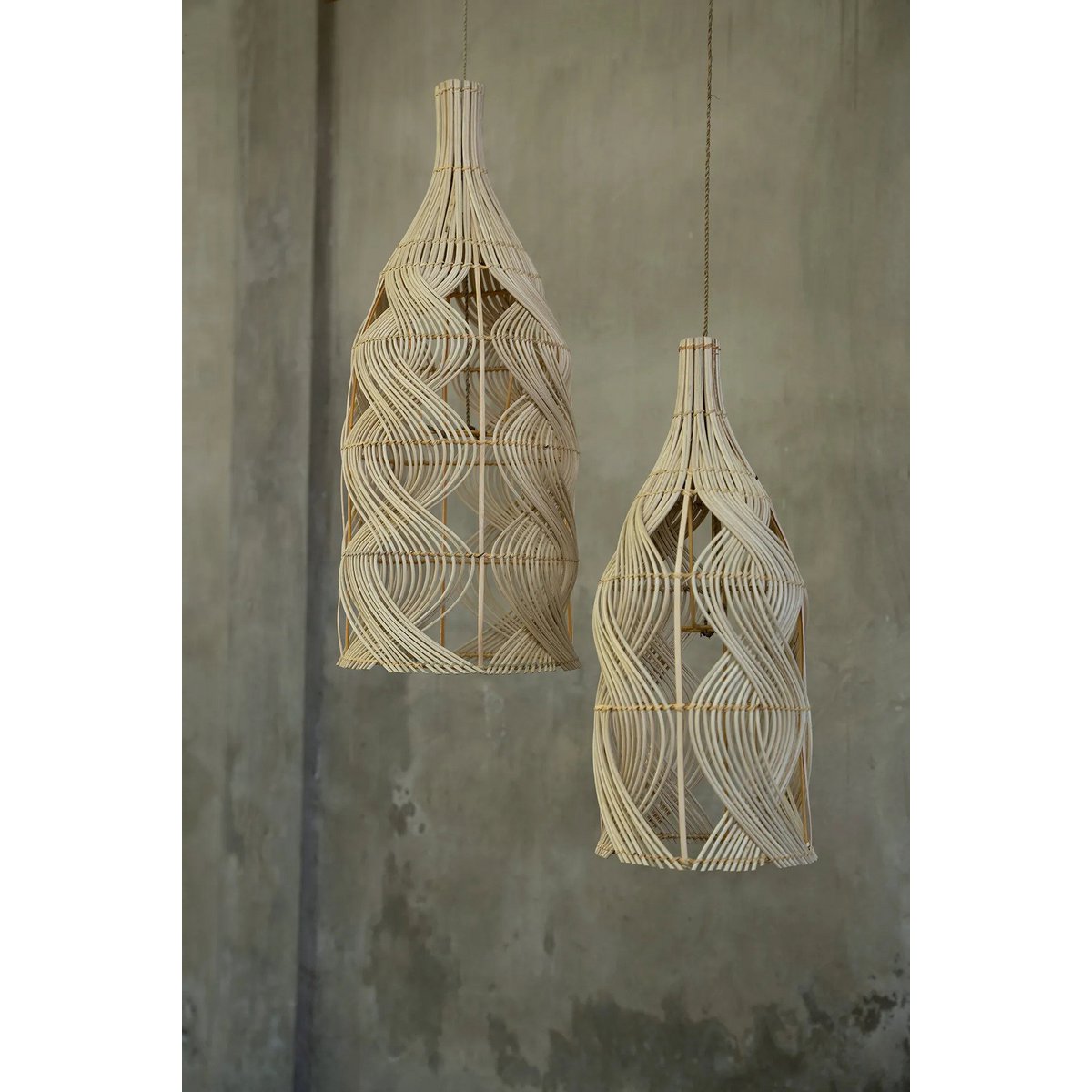 The Garaffa Pendant - Natural - L - LUXONAS HOME