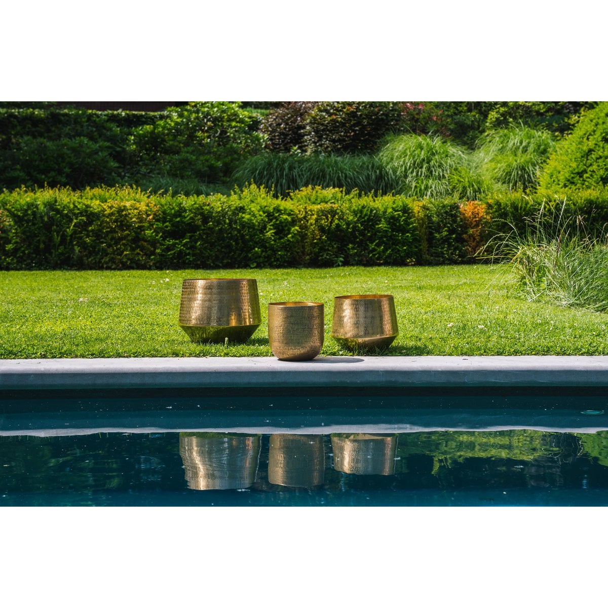 The Hammered Planter - Brass - XL - LUXONAS HOME