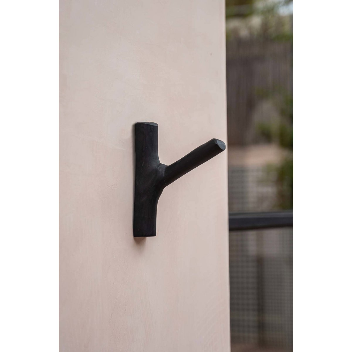 The Hook - Black - LUXONAS HOME