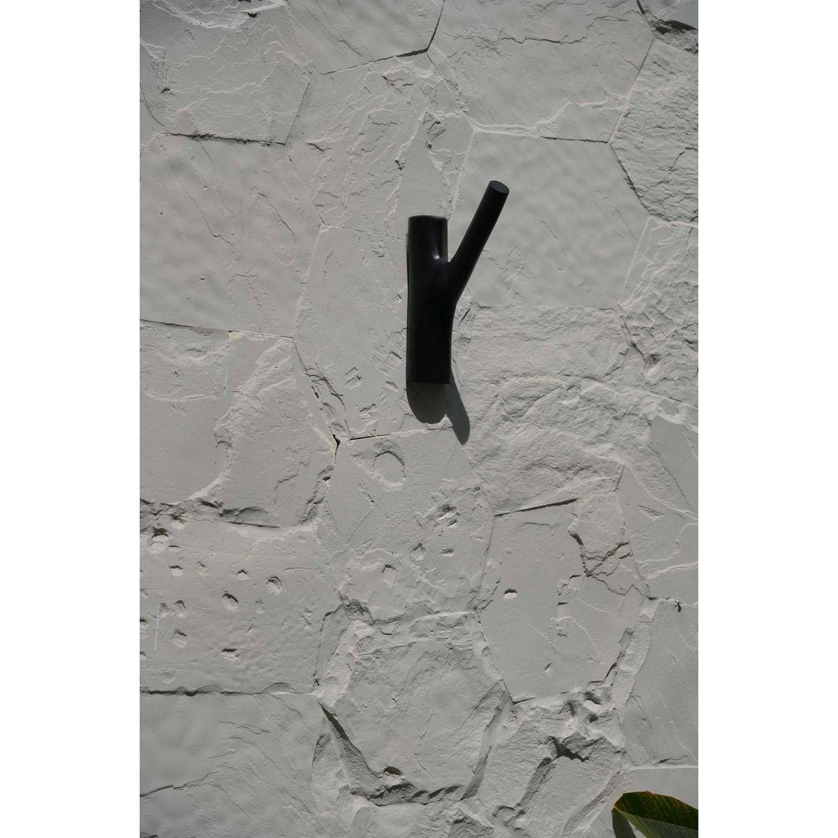 The Hook - Black - LUXONAS HOME