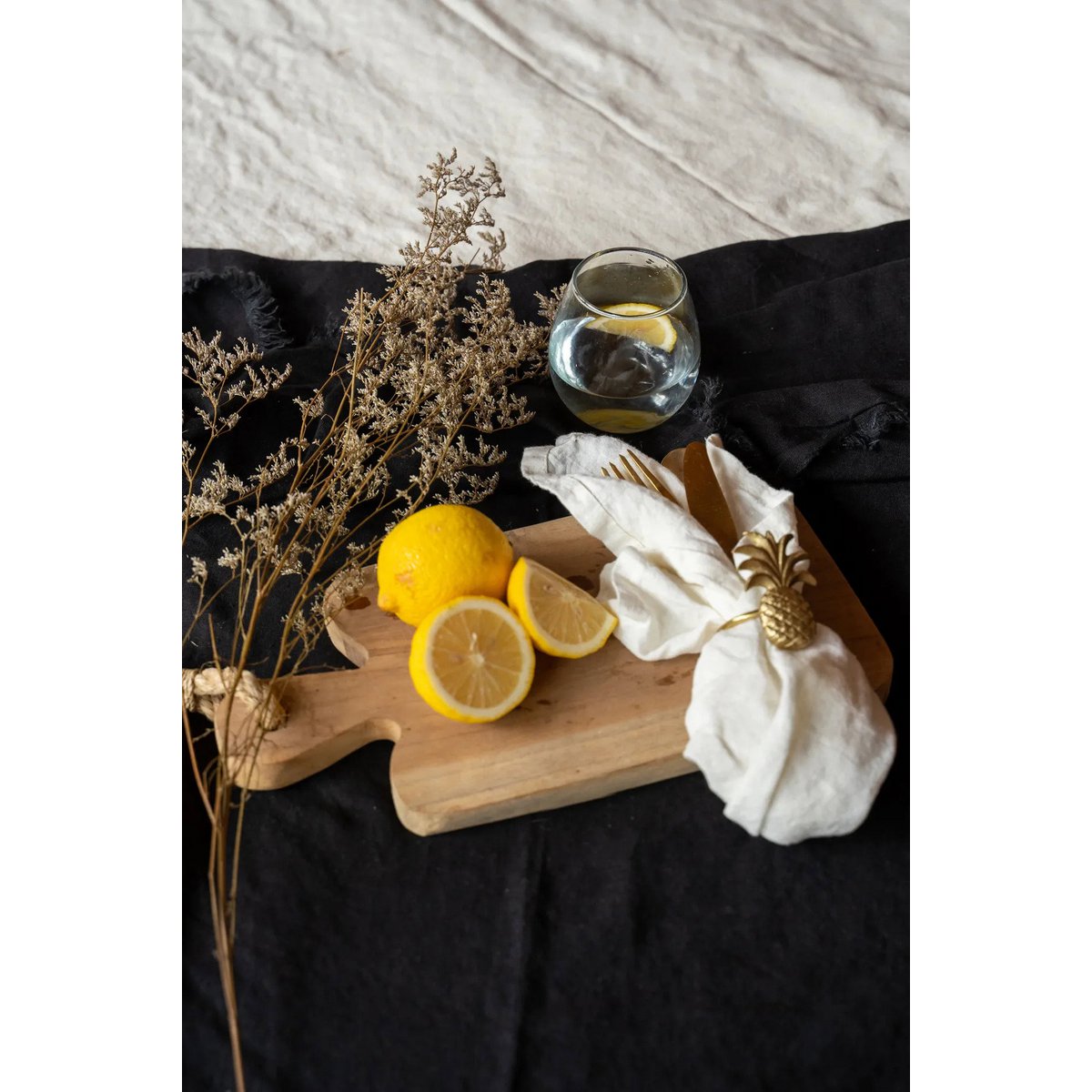 The Linen Napkin - White - Set of 4 - LUXONAS HOME