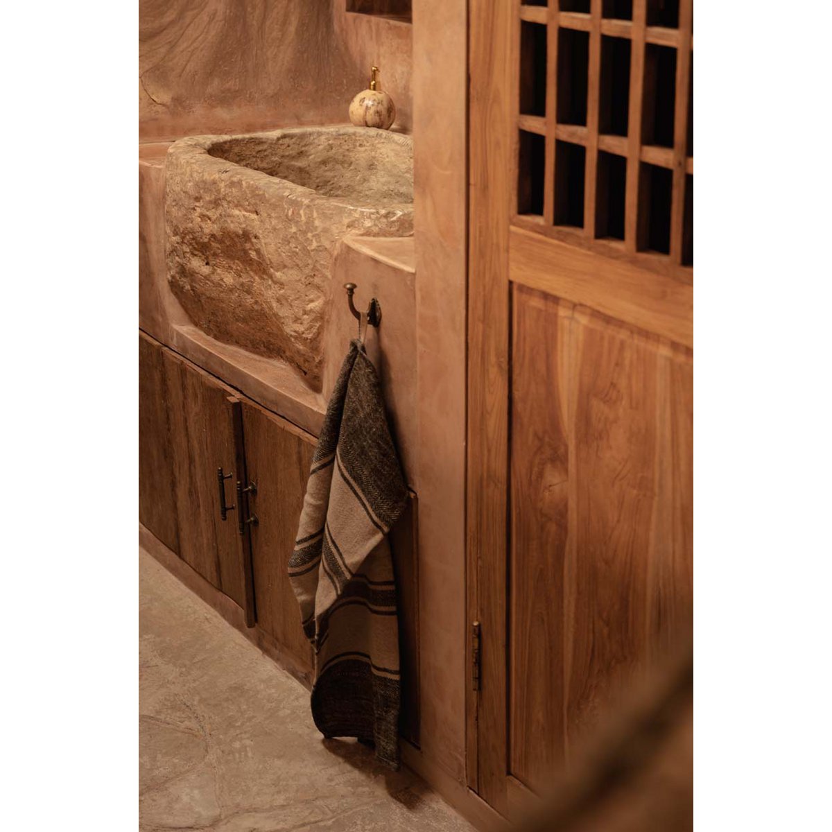 The Linen Smudge Kitchen Towel - Natural Black - 50x70 - LUXONAS HOME