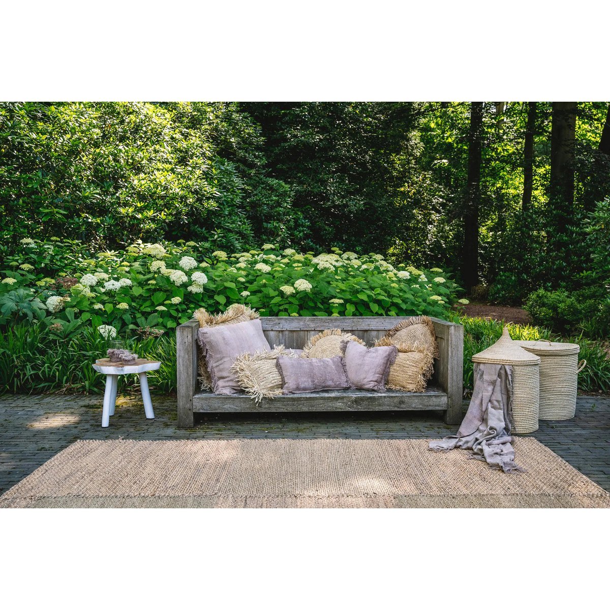 The Oh My Gee Cushion Cover - Concrete Velvet - 40x40 - LUXONAS HOME