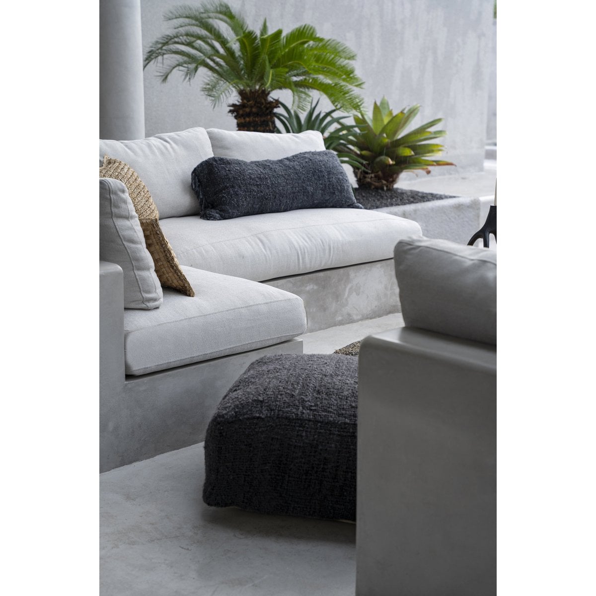 The Oh My Gee Pouffe - Black Navy - LUXONAS HOME