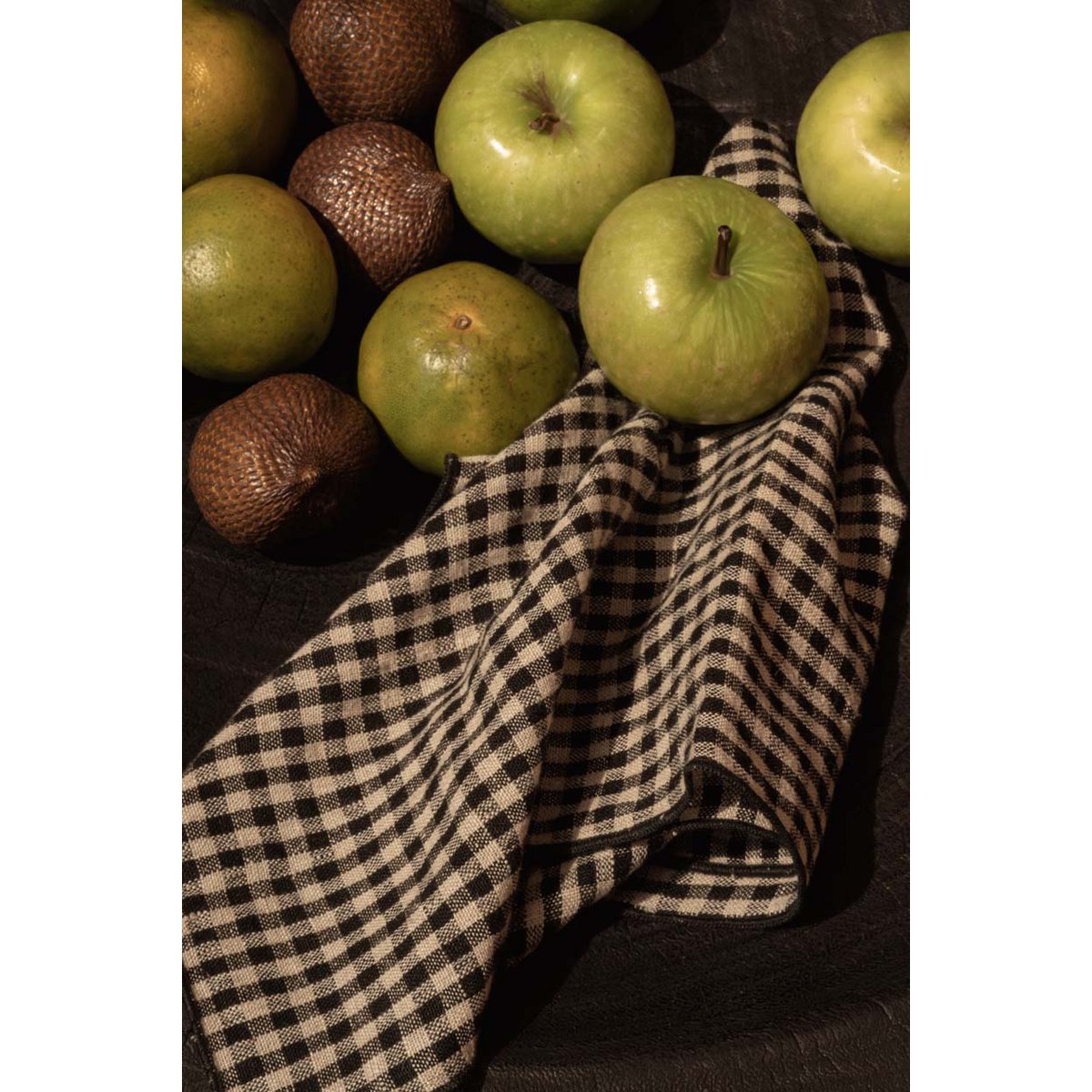 The Picknick Napkin - Natural Black - 45x45 - LUXONAS HOME