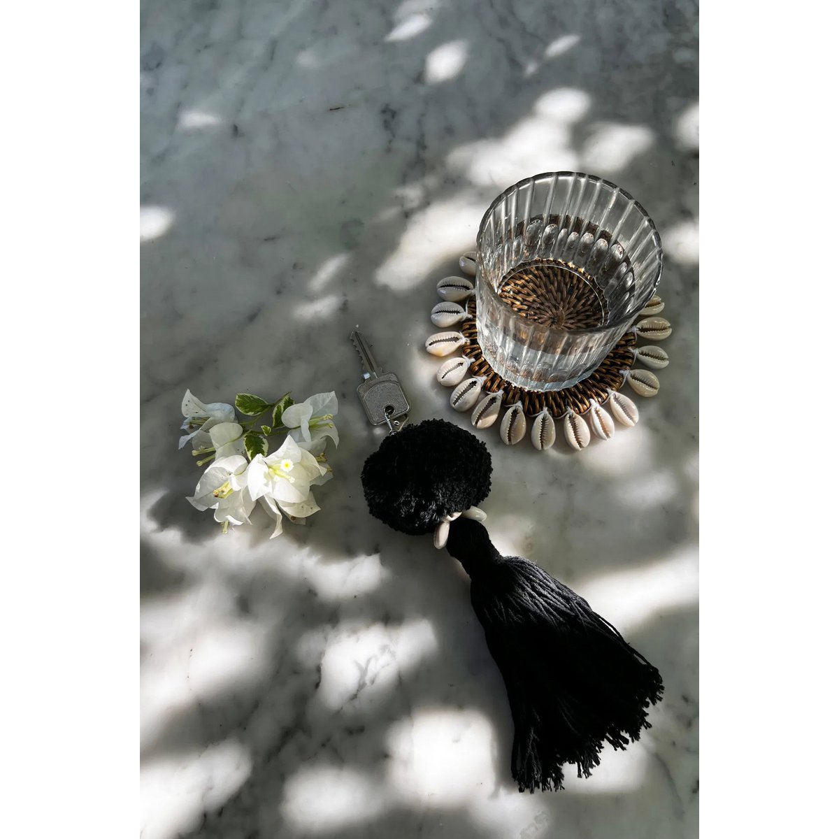 The Pom Pom Keychain - Black - LUXONAS HOME