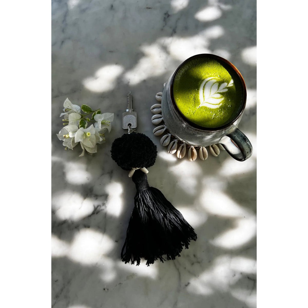 The Pom Pom Keychain - Black - LUXONAS HOME