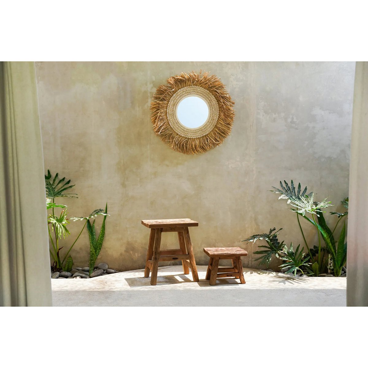 The Raffia Cowrie Mirror - Natural White - LUXONAS HOME