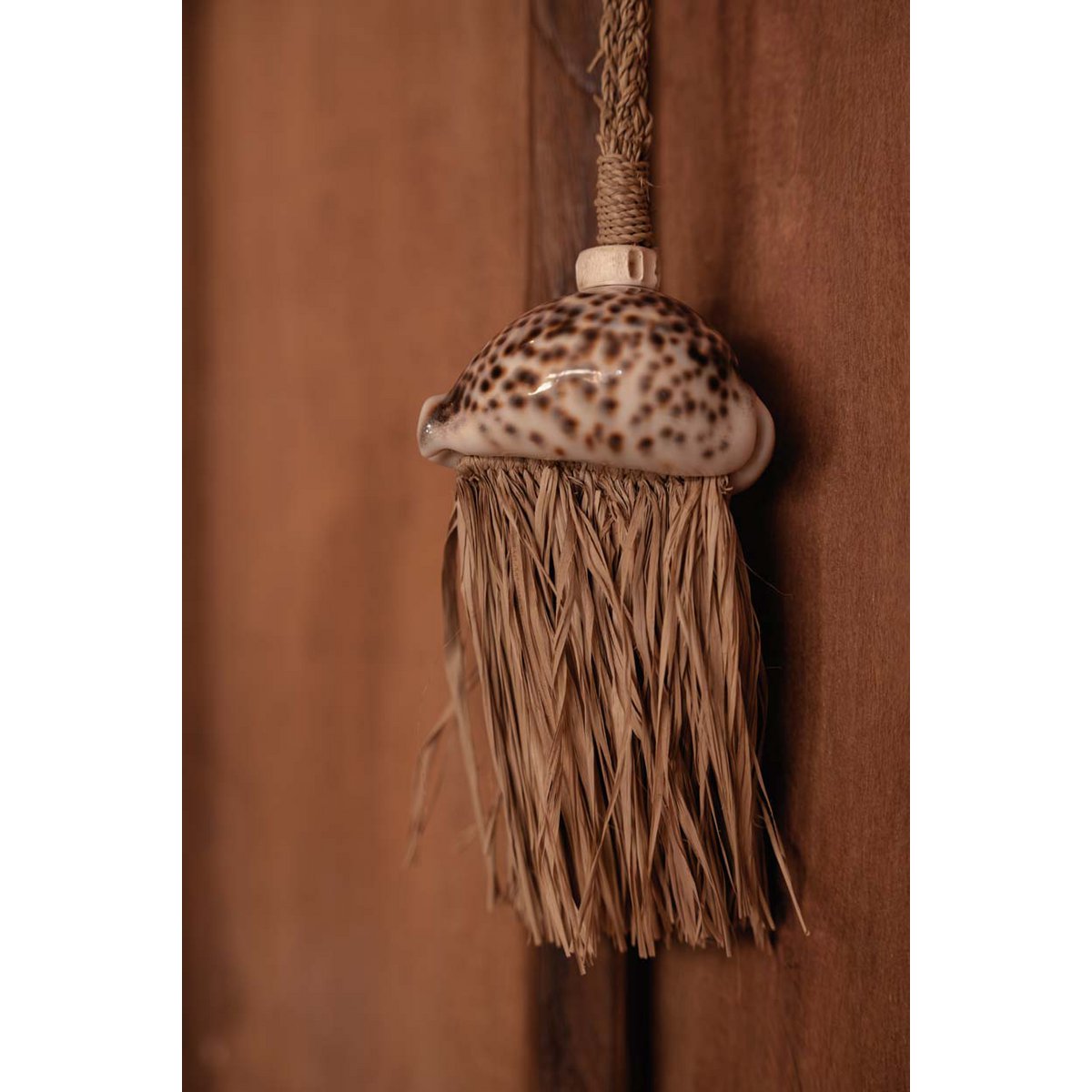 The Raffia Lupina Tassel - Natural - LUXONAS HOME
