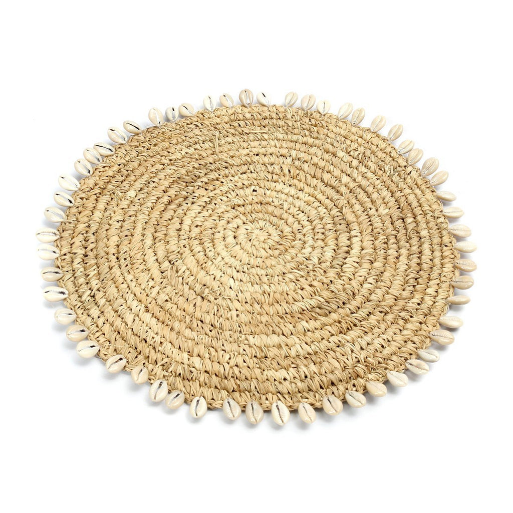 The Raffia Shell Placemat - Natural - LUXONAS HOME