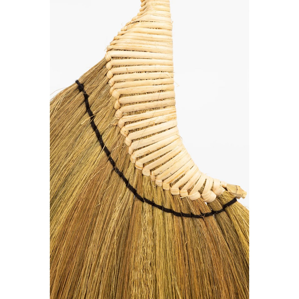 The Rayung Broom - Natural - LUXONAS HOME