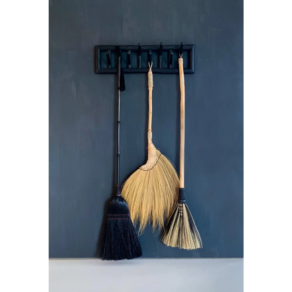 The Rayung Broom - Natural - LUXONAS HOME
