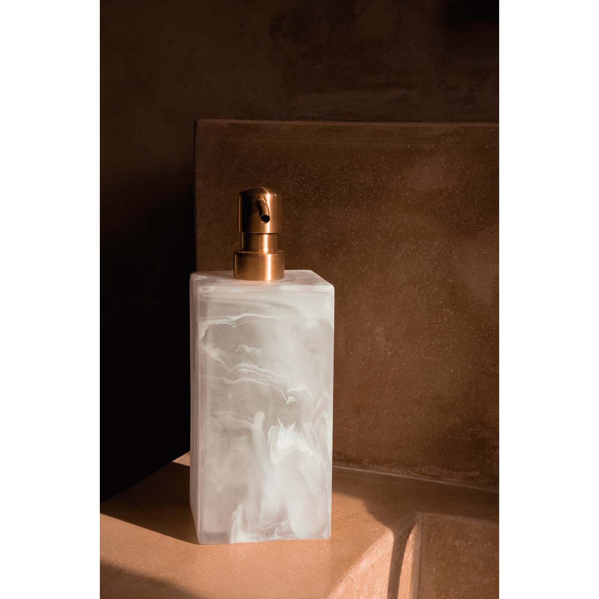 The Resin Soap Dispenser - Pink White - LUXONAS HOME