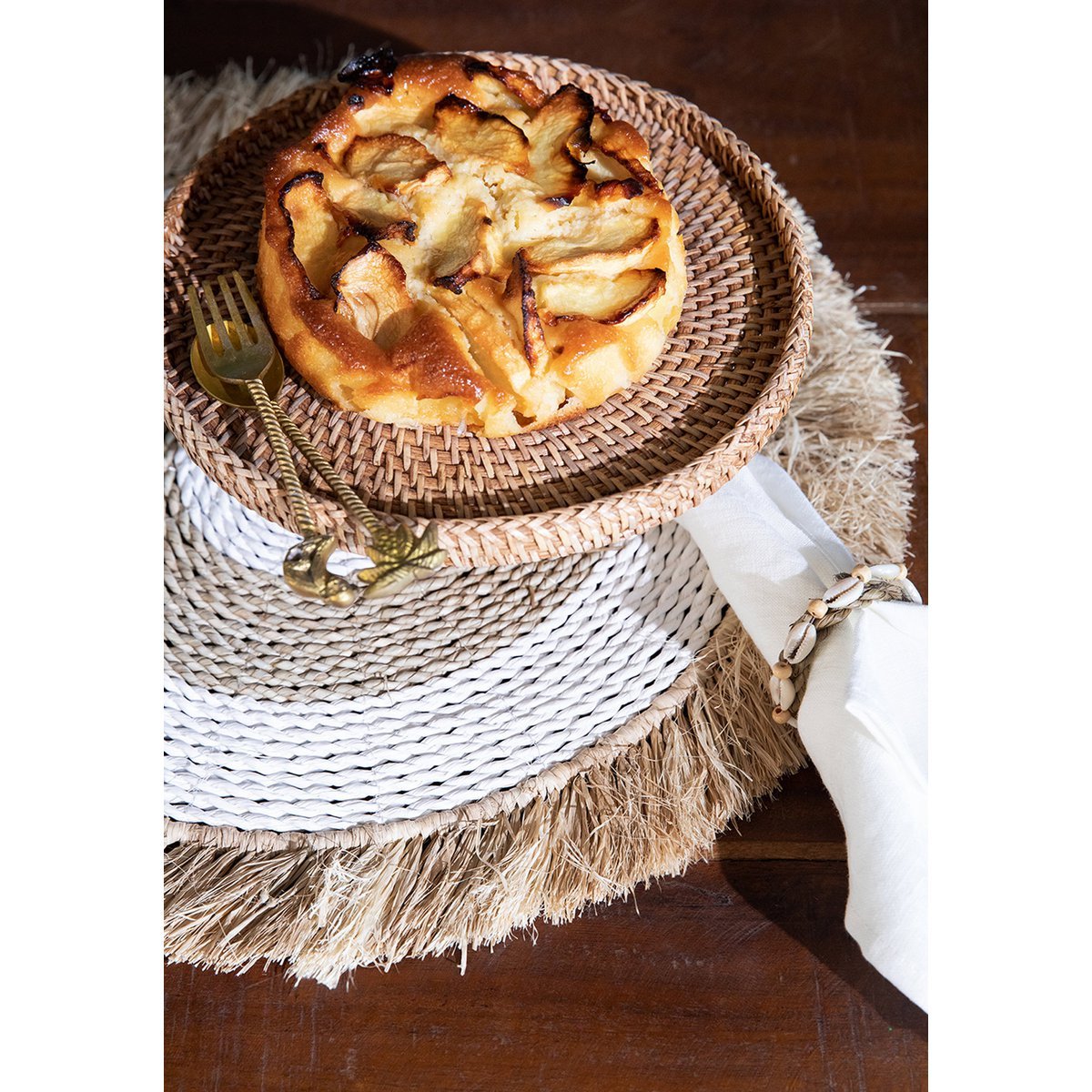 The Seagrass Raffia Placemat - Natural White - LUXONAS HOME