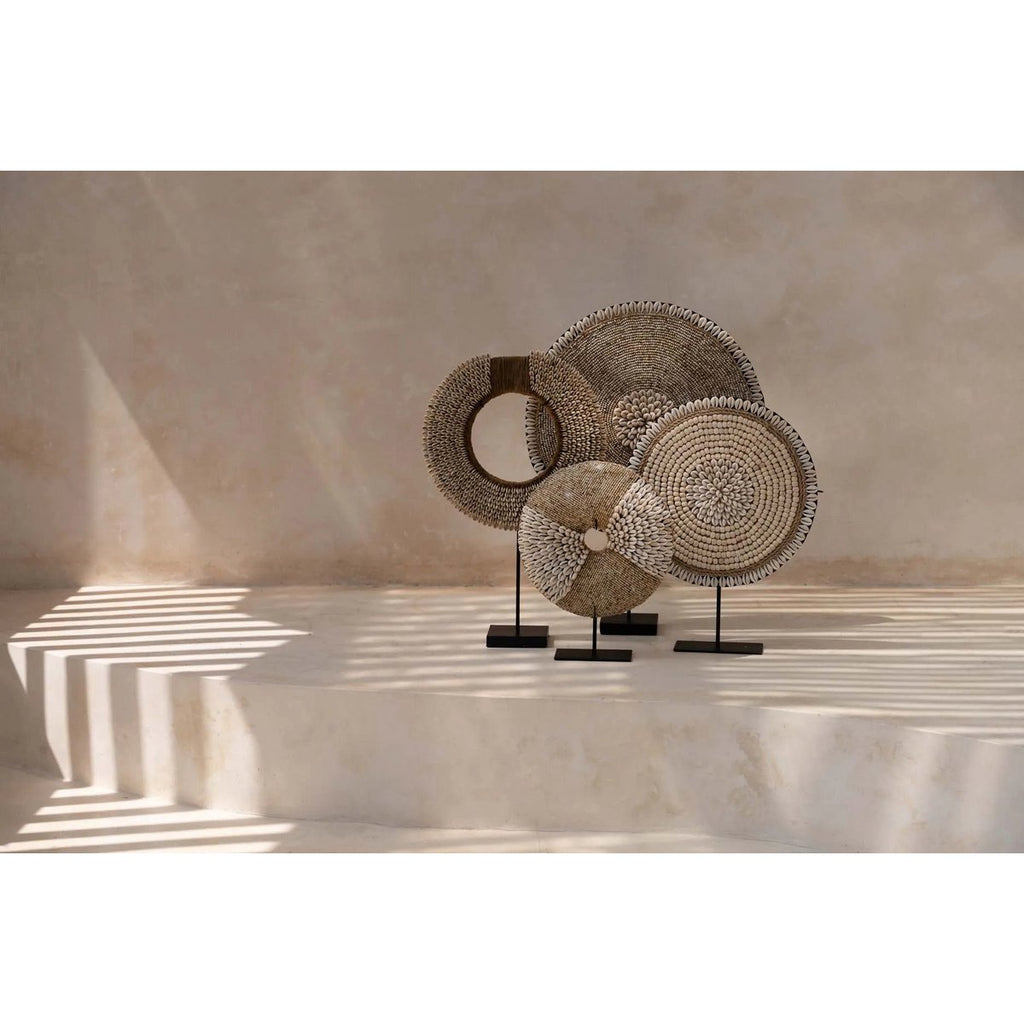 The Shell Corsica on Stand - Natural - LUXONAS HOME