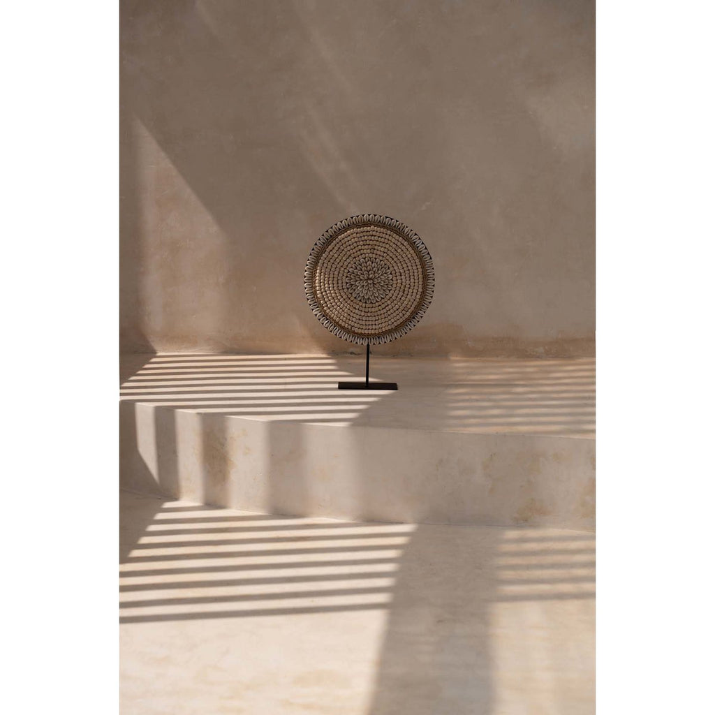 The Shell Martinique on Stand - Natural White - LUXONAS HOME