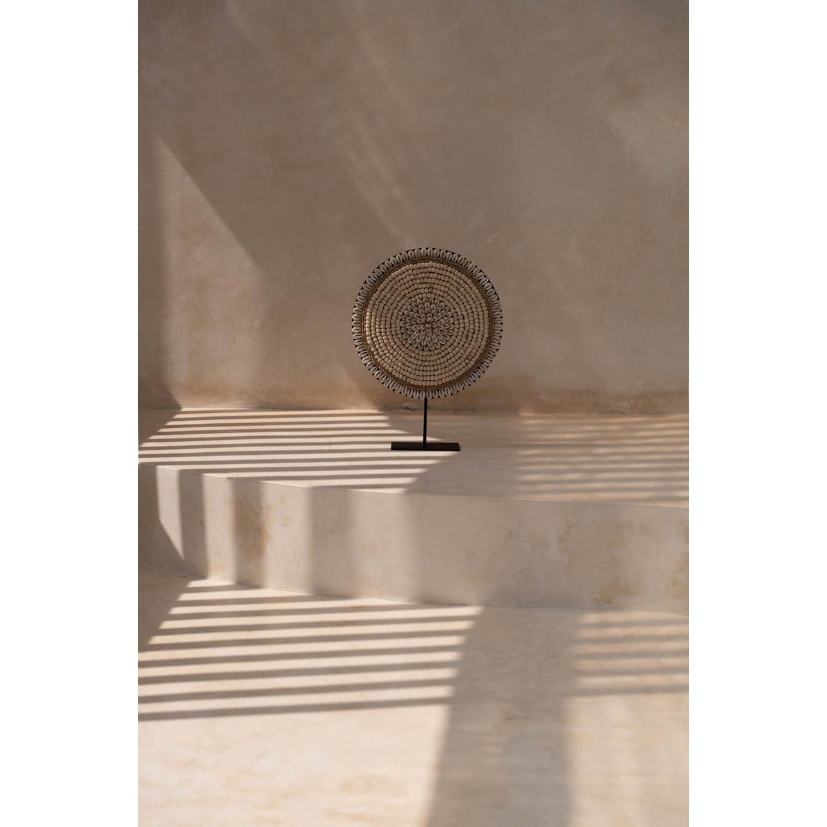 The Shell Martinique on Stand - Natural White - LUXONAS HOME