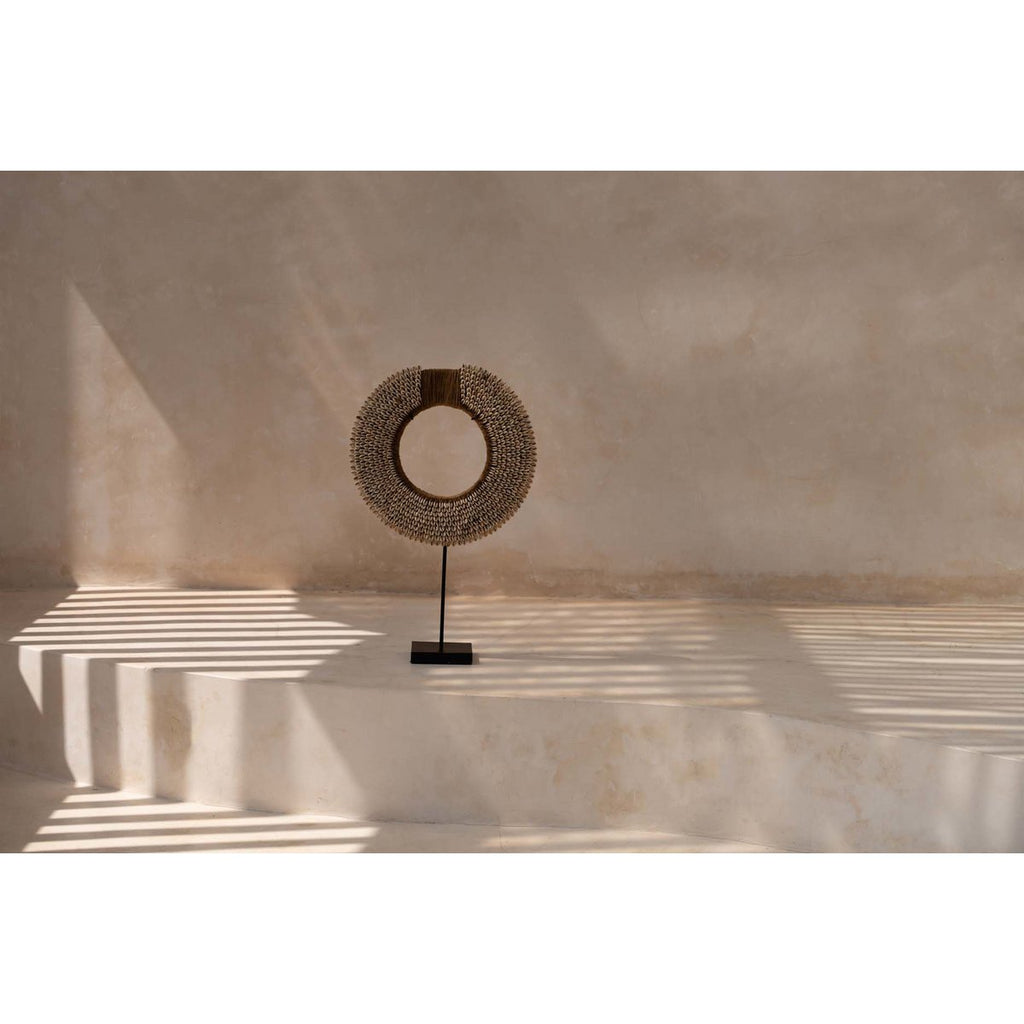 The Shell Réunion on Stand - Natural - LUXONAS HOME